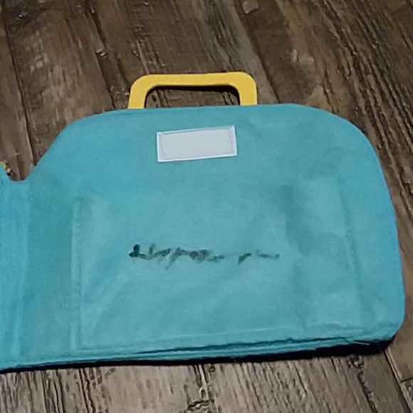 Travel case - Picture 4 of 5